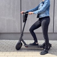 Wozinsky wasserdichte Scooter Lenkertasche 2l Lenkertasche schwarz (WSB3BK)