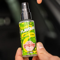 ShinyChiefs FLAVOUR BOMB Zitrone- Autoduft mit Zitrone Geruch - Premium Lufterfrischer für den Auto-Innenraum, neutralisiert unangenehme Gerüche im Auto, hochergiebig, Pumpsprühflasche, 50ml