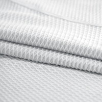 Damen-Radweste in Weiß schnell trocknend aus Polyester, Elasthan