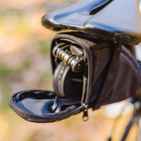 Forever Outdoor 1,2L Satteltasche Fahrradtasche Wasserdicht Reisetasche Tasche für Fahrrad, Mountainbike