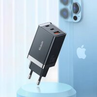 Mcdodo Ch-1542 65W Gan 5 Pro Schnelles Telefon Ladegerät 2x Usb-C 1x Usb-A Ladeadapter Schnellladegerät Schwarz